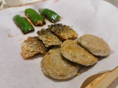 煎酿辣椒拼鲮鱼饼-德云居