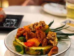 鮮菠蘿咕嚕肉-裕.鹅庄