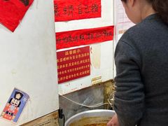 -柳州肥姨妈大骨螺蛳粉(万达中心店)