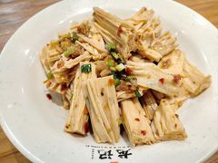 -湘人龙记老长沙米粉(鸟巢店)