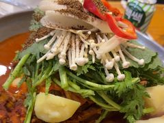 -喇喇排骨火锅·传统韩式脊骨汤(望京西园总店)