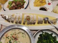 -御沪沪味园.融合菜.海鲜(斜土路店)