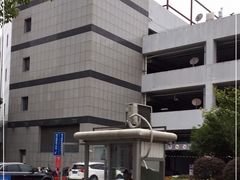 -百联南方购物中心·停车场