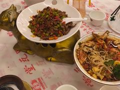 -堂瓦里·33年传统赣菜(第一街区店)