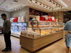 面包甜点陈列柜-好利来(龙首印象城店)