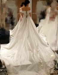 点击看大图 -GRACE KELLY婚纱与礼服(北京店)