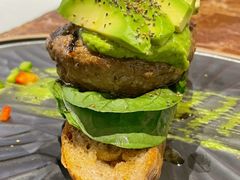 -Let'sBURGERplus·非常创意汉堡(三里屯店)