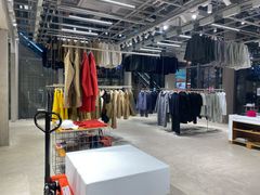 -迪桑特DESCENTE(北京三里屯BLANC店)