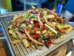 -95号酱骨·一块豆腐(展春园西路店)