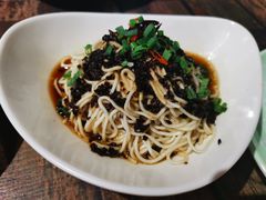 -龙虾风暴(松江店)