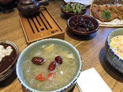 -新梅华·茶点餐厅(欧尚店)