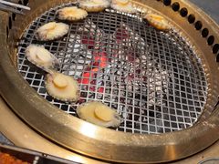 -铭牛烧肉·和牛海鲜自助(高新月牙湖店)