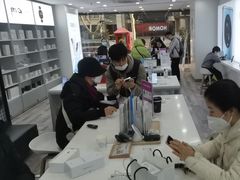-荣耀授权专卖店(黄浦浙江中路店)