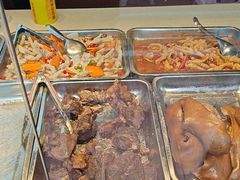 -王浩儿纪六孃甜皮鸭(乐山总店)