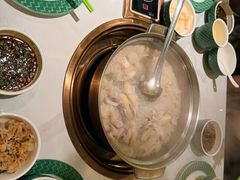 -润园四季椰子鸡火锅(卓越INTOWN店)