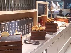 -昆山裕元花园酒店·温莎西餐厅