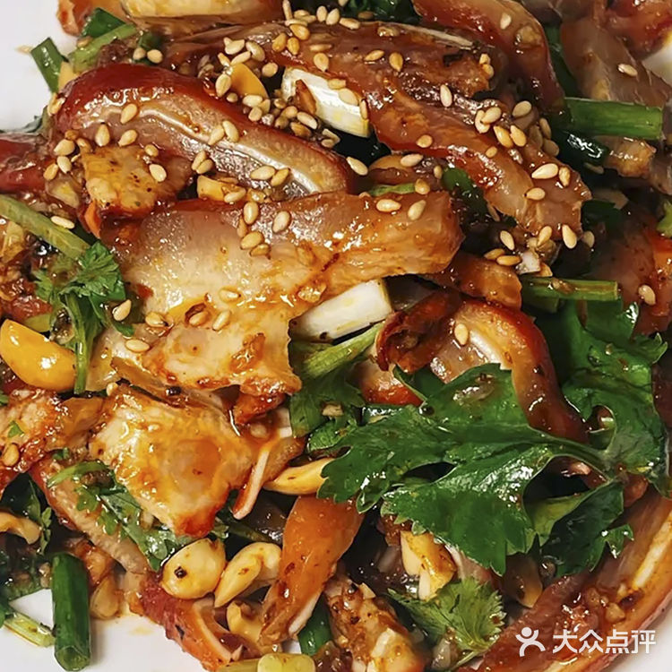 😋【干锅鸭头，绝对是味蕾的巅峰享受】🔝