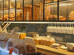 面包甜点陈列柜-大小咖啡 BigSmallCoffee(麦子店)
