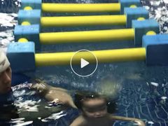 -蓝旗亲子游泳(范湖万达广场店)