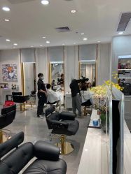 -Kraemer Paris  苏豪路易士·嘉玛发廊