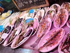 -乔家小院•非遗驴肉•本地小海鲜(滨河路店)