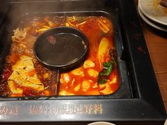 -老牌坊云南鱼豆花火锅(嵩山店)