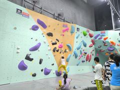 -蓝天攀岩-青少年训练(罗湖益田假日广场店)