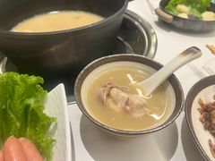 -汤宴·参须肚包鸡(南京路店)