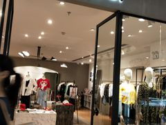 -MO&Co.(龙之梦购物公园店)