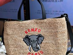 -广州周大福金融中心