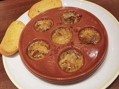 蒜香蜗牛加面包-萨莉亚意式餐厅(杭州滨江天街店)