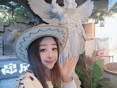 -暴风岛沉浸式体验馆(百联世纪店)