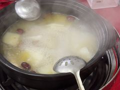 -花苑美食横琴生蚝火锅(拱北粤华路店)