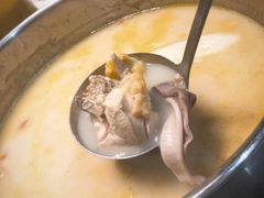 -煲王粤菜餐厅(中侨中心店)