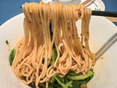-一坐一忘云南菜(嘉里中心店)