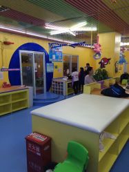 -子木乐园婴儿游泳馆(水晶港店)