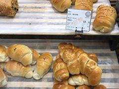 -汉柏麦香德国面包房(海信店)