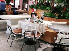 -必胜客(百联又一城店)