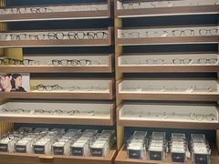 -LensCrafters亮视点(上海万象城店)