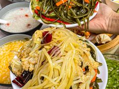 -李与白包子铺(桐梓林店)