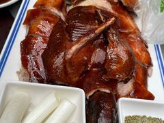 宜良烤鸭-蔼若春.传承三十年云南菜(金碧公园店)