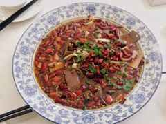 牛市口毛血旺-院8里·少城记忆老川菜(宽窄巷子店)