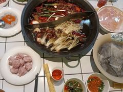 -瓜西西重庆火锅(花溪店)