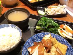 金牌鼓油鸡饭-又鸟pizza海南鸡饭(假日广场店)