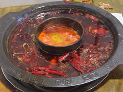-黄潇洒老火锅(九眼桥宏济巷店)
