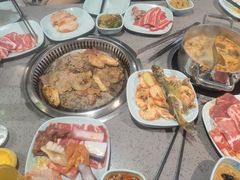 -金滏山烤肉·海鲜·火锅自助餐厅(襄阳万达店)