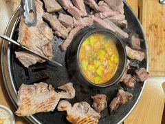 -江南猪肉商会无限续吃(弘大店)