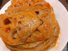 -爆炸头阿姨小四川正宗川味小吃(无任何分店)