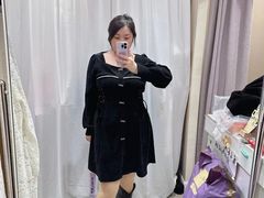 -绮梦微胖大码女装(东方社区三十一街坊店)