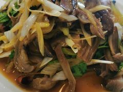 -山沟沟羊小馆&烤全羊羊肉汤(麦岛店)